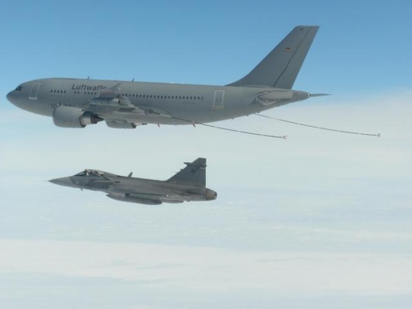 Czech Gripen_REVO_MRTT_01