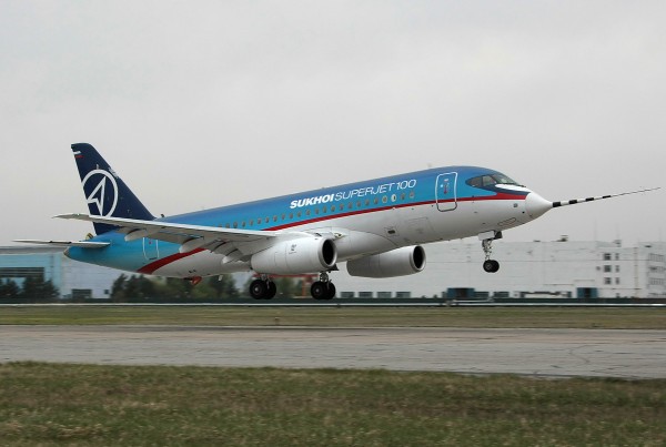 Sukhoi_Superjet_100_prototype