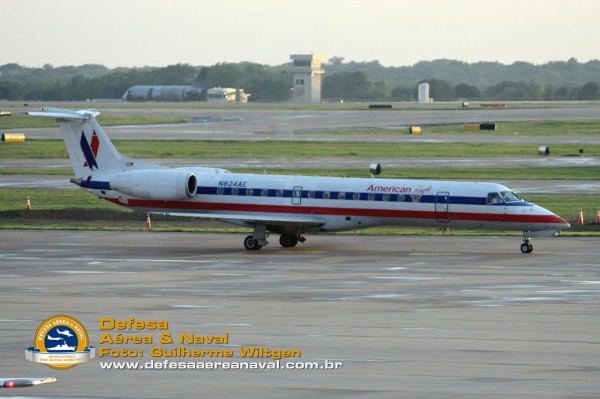 ERJ-145 American Eagle