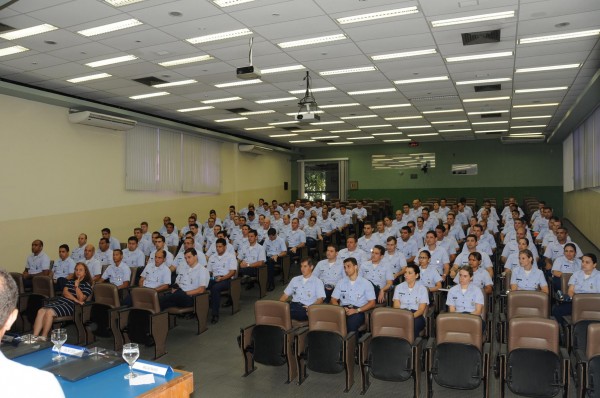 Aula na EAOAR.
