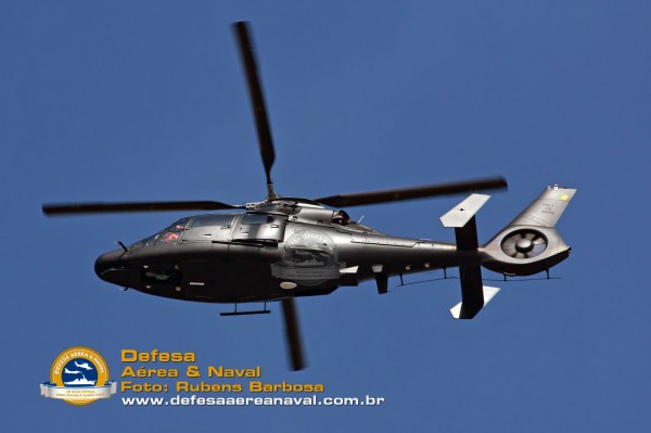 HM-1 Pantera K2 durante avaliação em Taubaté