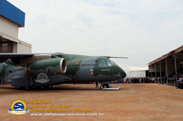 KC390_rollout_20