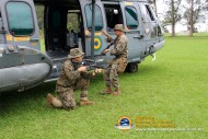 Marines embarcando no UH-15 da Marinha do Brasil Unitas-Amphibious-2015-27