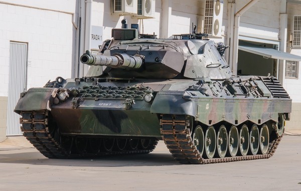 KMW_LEOPARD_1A5_BR_CAIAFA-1024x650