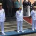 O vice-almirante Carlos Alberto Matias passou o comando do Com9°DN para o contra-almirante Paulo César Colmenero Lopes (Foto: Reinaldo Maquiné)