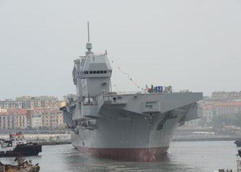 LHD Trieste é lançado ao mar. Foto Luca Peruzzo