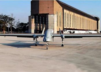 RQ-1150 Heron I do esquadrão Orungan na BASC - Ala 12