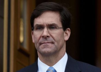 Secretário de defesa, Mark Esper foi demitido por Trump