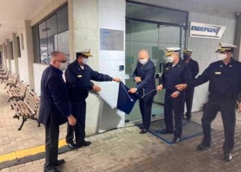 Cerimônia de Descerramento da Placa de Inauguração
do novo escritório da EMGEPRON