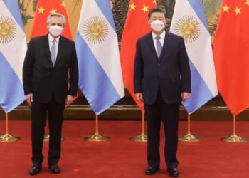 Alberto Fernández da Argentina e Xi Jinping da China se encontraram nos Jogos Olímpicos de Inverno de Pequim - Foto Xinhua/Rex/Shutterstock