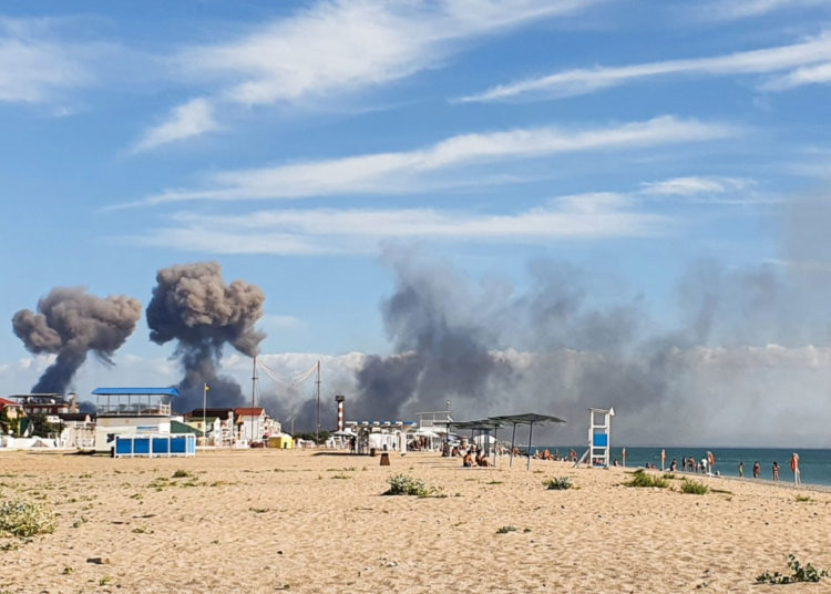 Base aérea de Novofedorivka na Crimea - FOTO: TASS