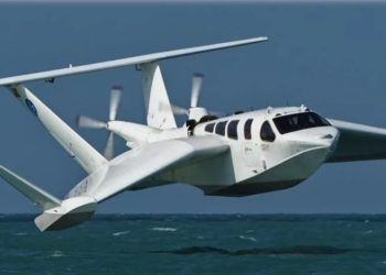 Aeronave AirFish possui um efeito de asa que decola e pousa na água. (ST Engineering)